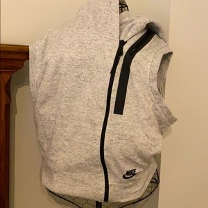 Nike sweatshirt vest zip up with pockets
